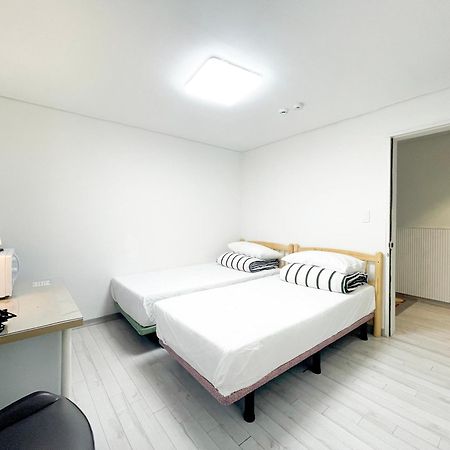 Koin Guesthouse Incheon Airport Extérieur photo