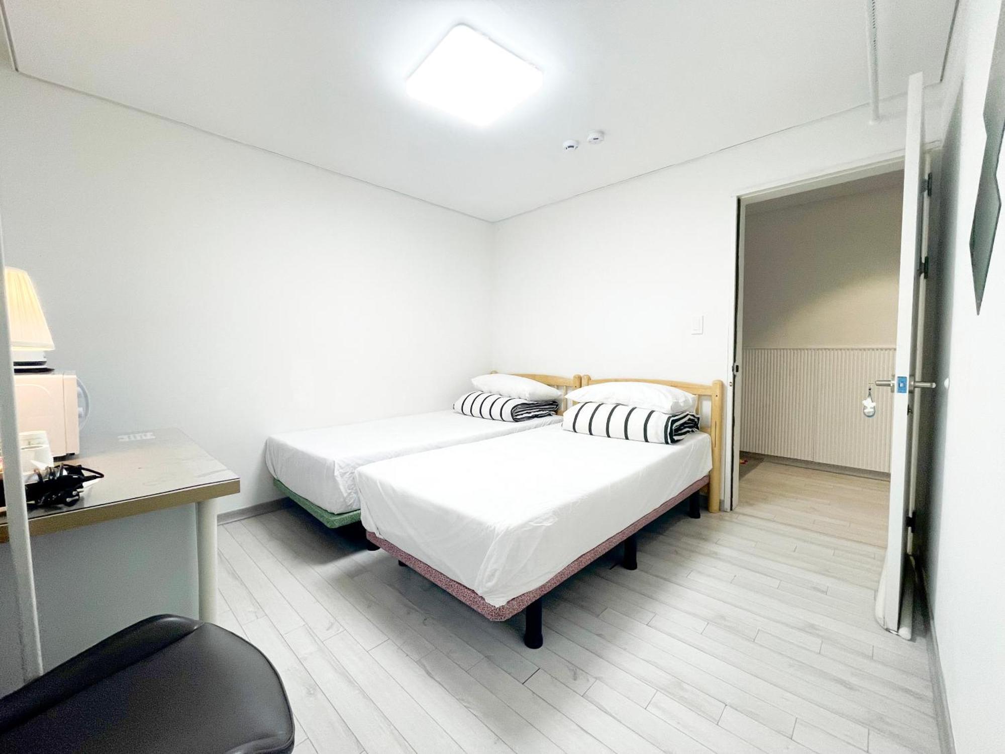 Koin Guesthouse Incheon Airport Extérieur photo